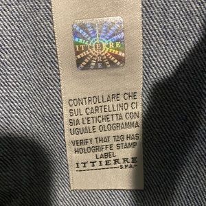 VERSACE Jeans COUTURE.  Brand new.  Size 31 45